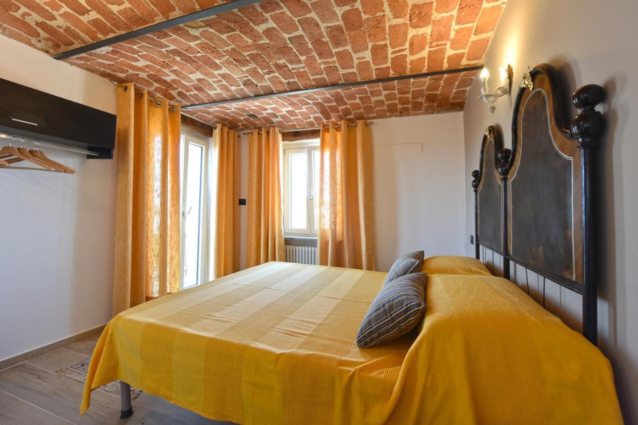 شقة Casa Valentina 1902 Montegrosso dʼAsti المظهر الخارجي الصورة